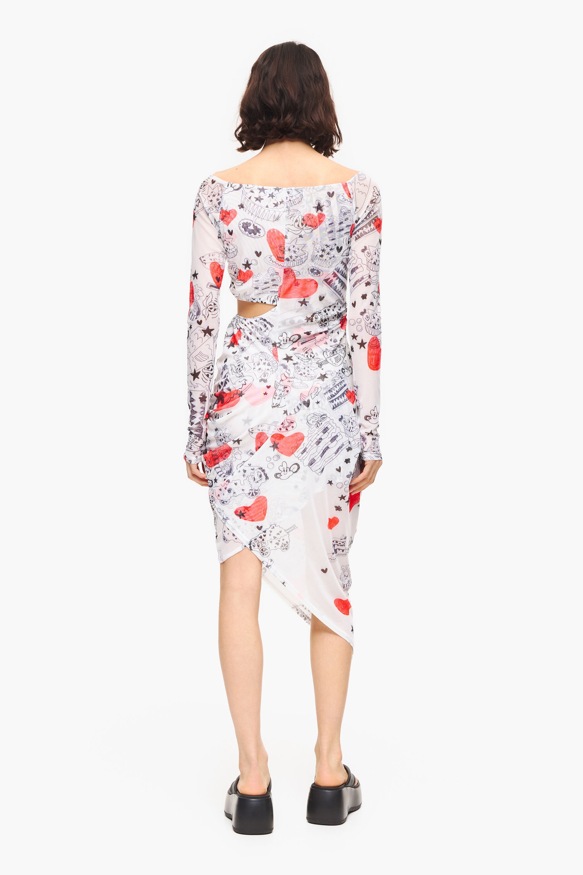 Vestido midi justo com estampa de coração da Nickname