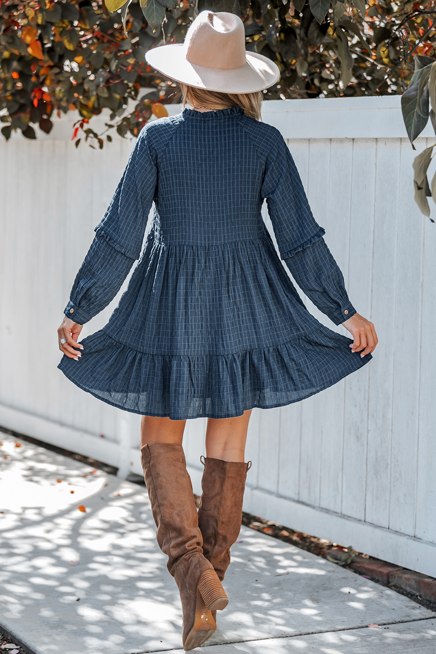 Robe mini à volants et imprimé en carreaux
