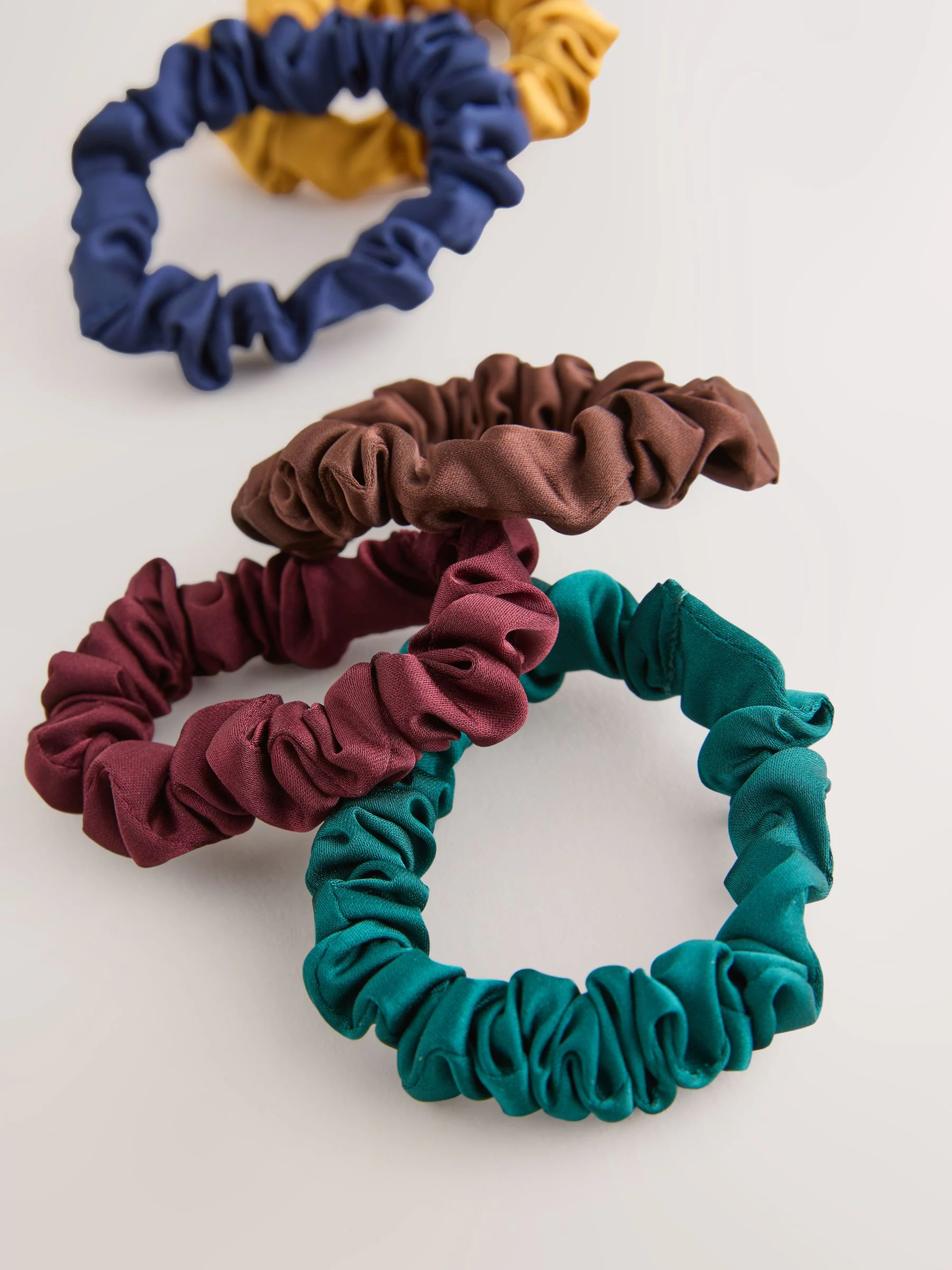 Bruin - Set van 5 scrunchies