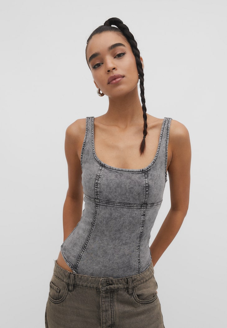 body de jeans desbotado