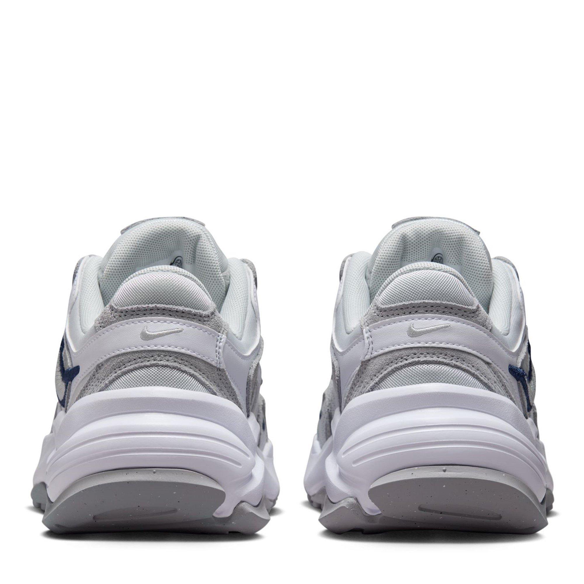 Nike AL8