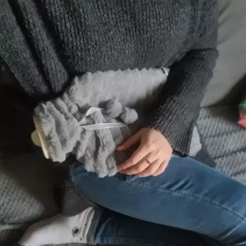 2L varmeflaske med fluffy etui | Stor varmtvannsflaske med plysjtrekk