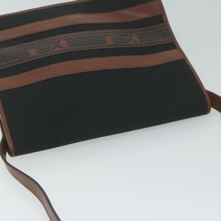 Yves Saint Laurent Vintage Yves Saint Laurent Crossbody Bag Black