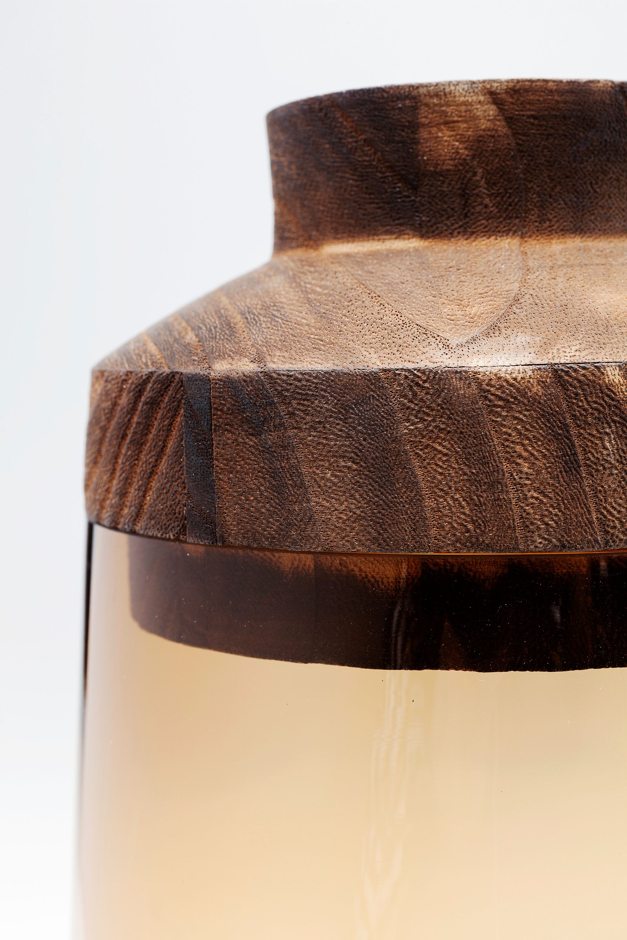 Vase Rim Braun