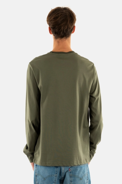 Tee shirt manches longues fred perry twin tipped w49 laurel wreath green / nig