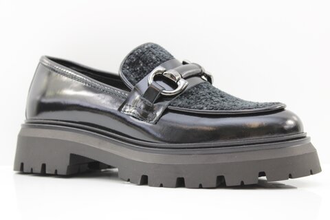 Gil Peterson Slipper