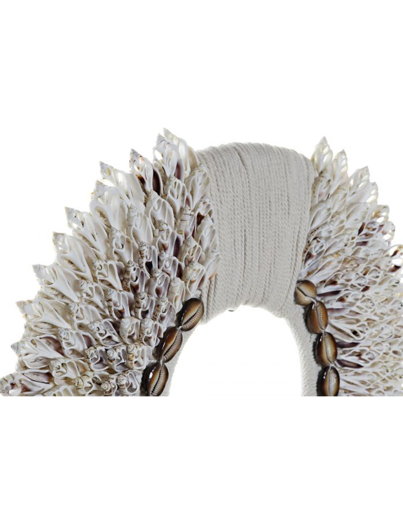 Shell Decoration Iron Beige
