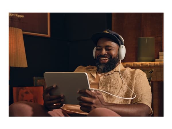 Sonos Ace - Hodetelefoner med mikrofon - full størrelse - Bluetooth - kablet, trådløs - aktiv støydemping - bløt hvitt