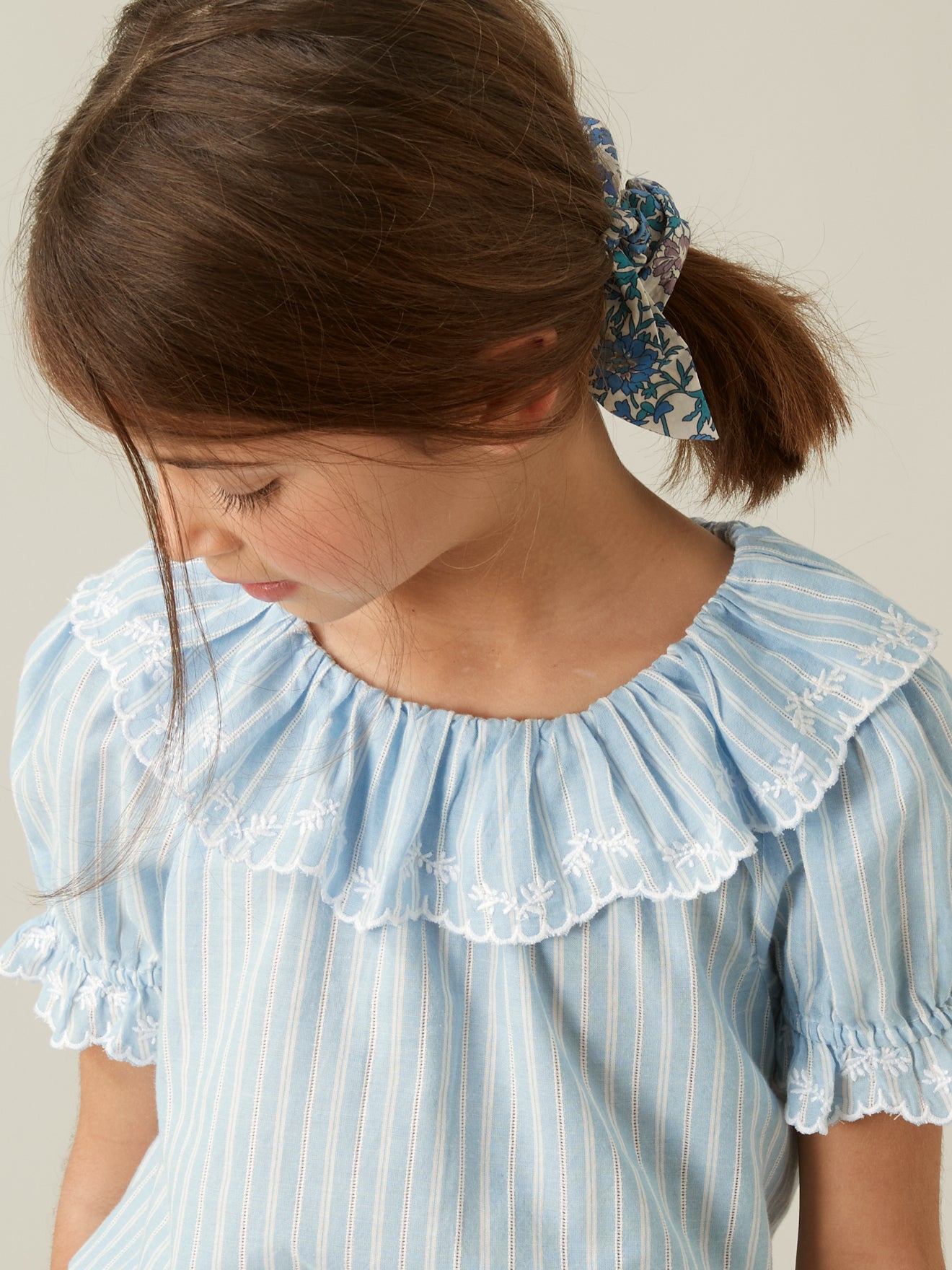 Blouse brodée Fille