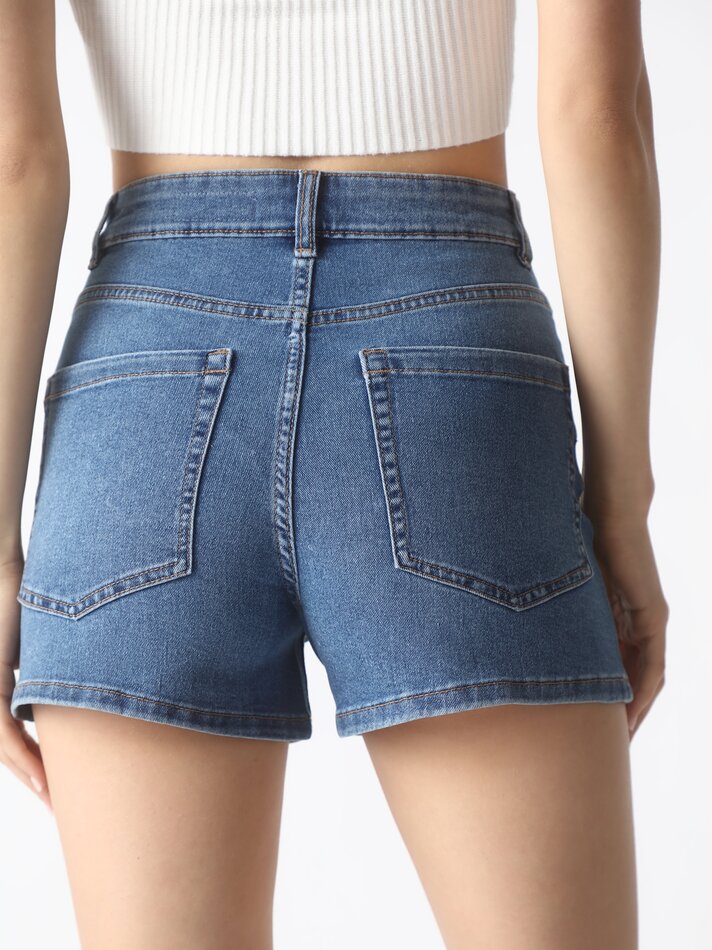 Shorts jeans básicos - Azul índigo claro