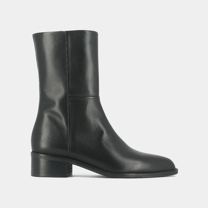Bottines à talons  en cuir noir