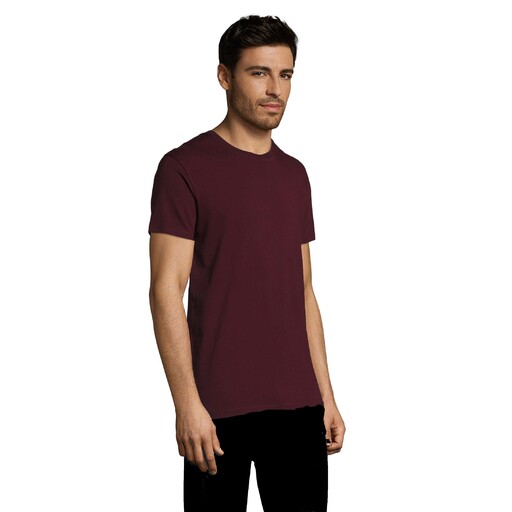 Camiseta Martin com gola redonda e modelagem ajustada