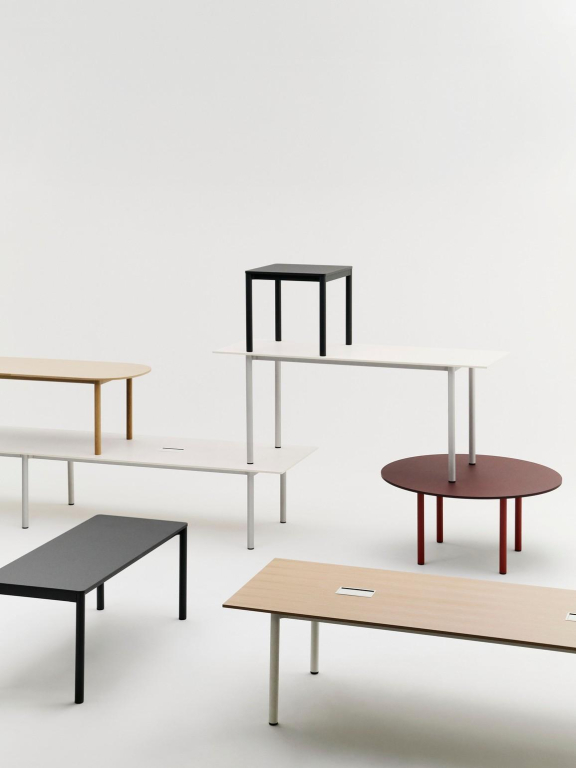 Hay Annex tafel Ø110 gelakt eiken
