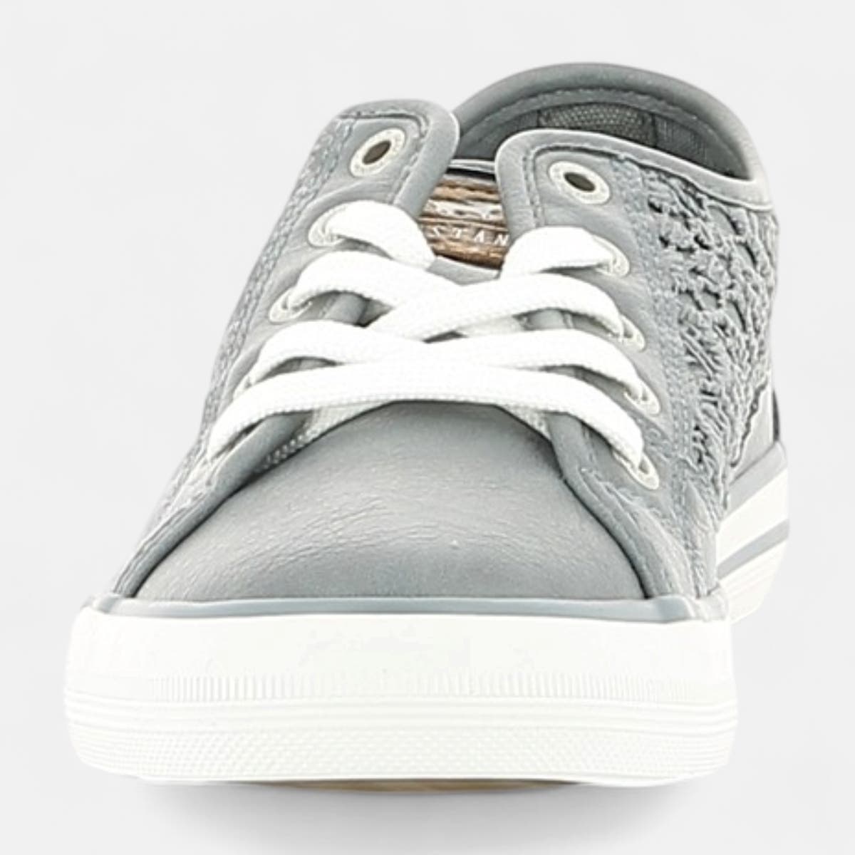 Baskets basses Femme jeans