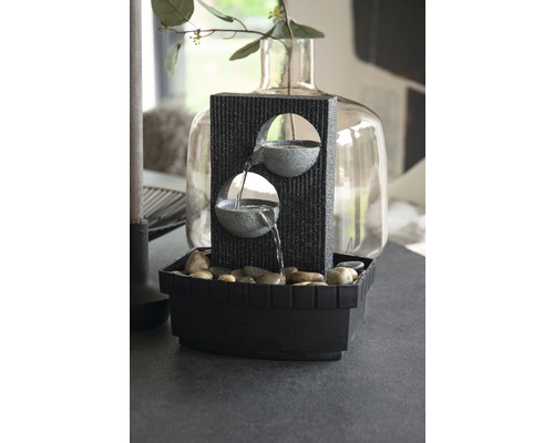 Design binnenfontein met 2 kommen, 20,5x16,5x28 cm, kunststeen grijs, inclusief slang en pomp.
