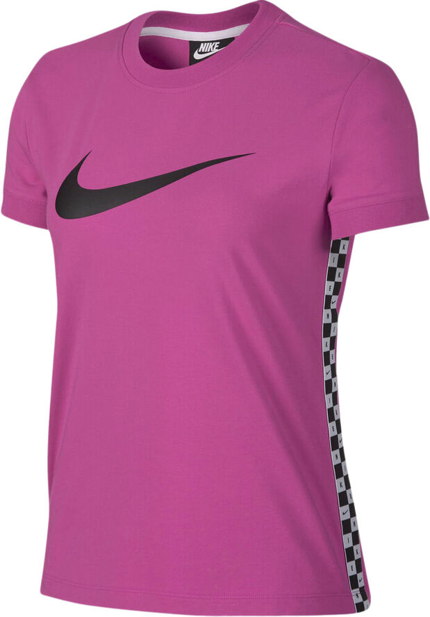 Nike Sportswear T Shirt Pink