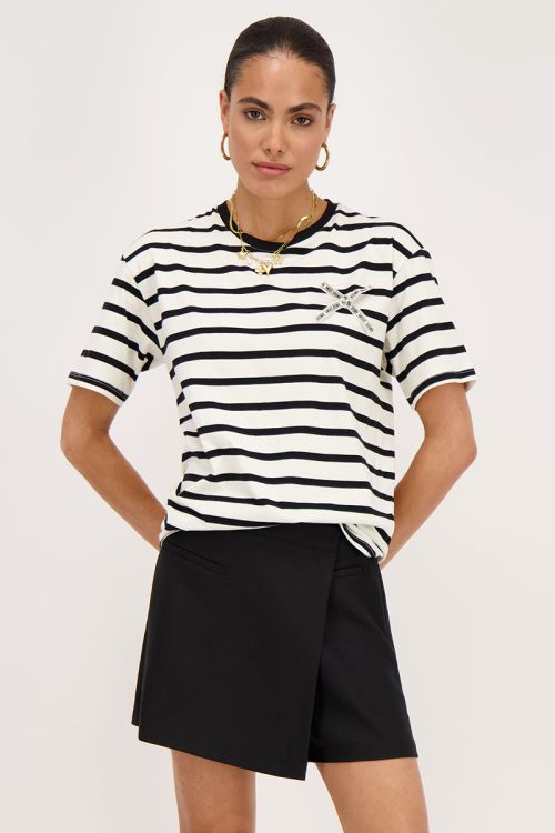 Zwarte skort met overslag