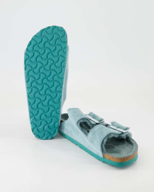 Birkenstock Arizona Shearling Pantoletten in Grün