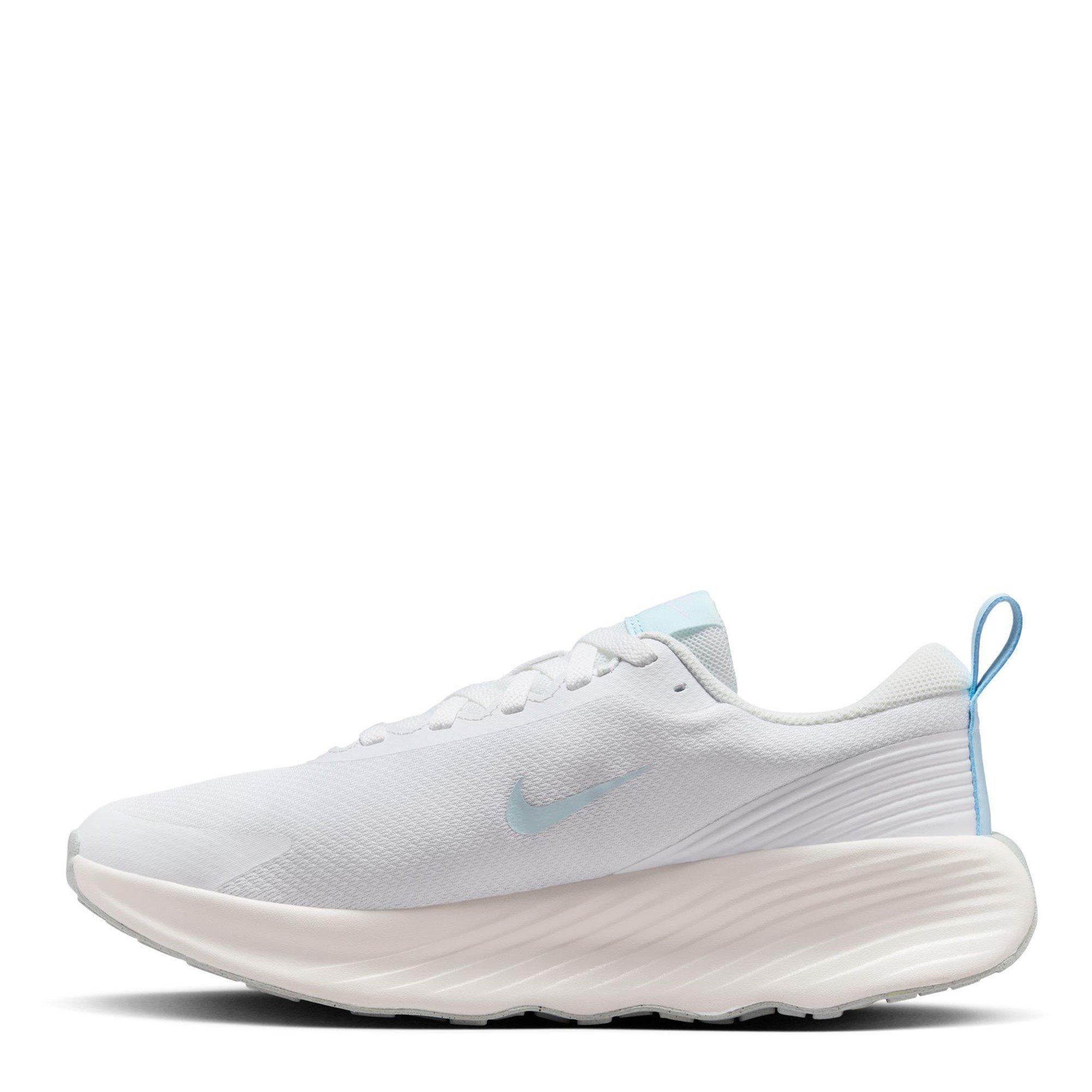 Nike Promina
