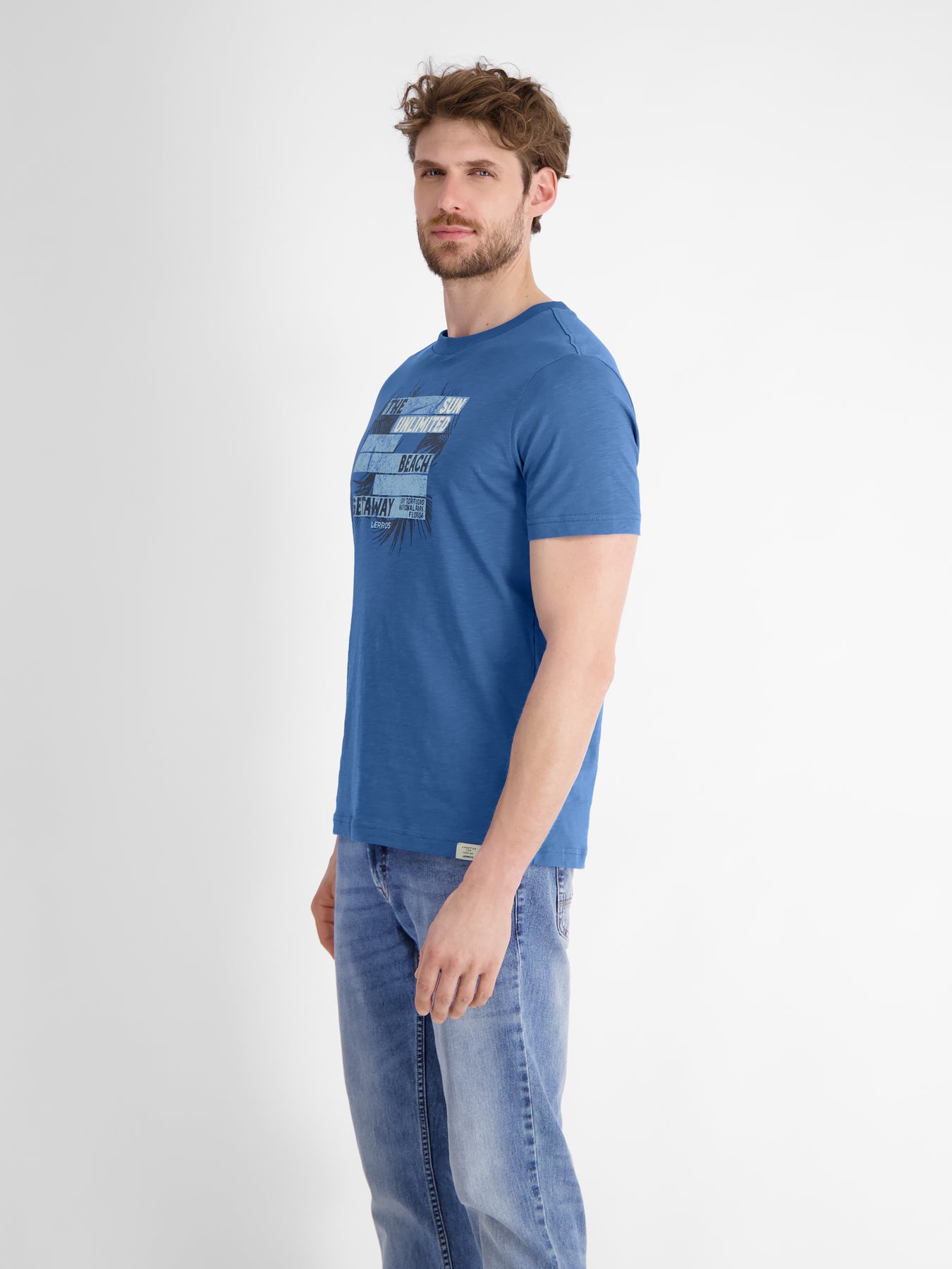 Herren T-Shirt mit sommerlichem Brustprint