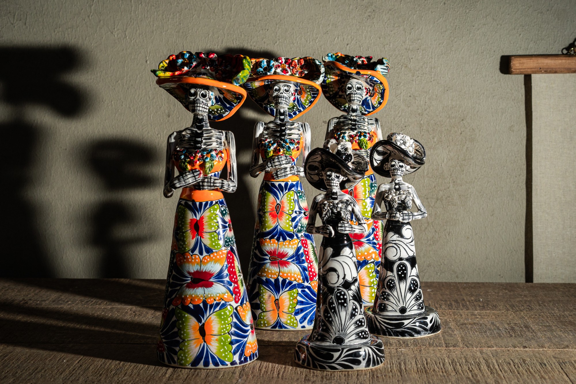 Keramik-Figur Catrina 'Lisa Nano', s/w, Ø 9 cm, H 22 cm von fischer's lagerhaus