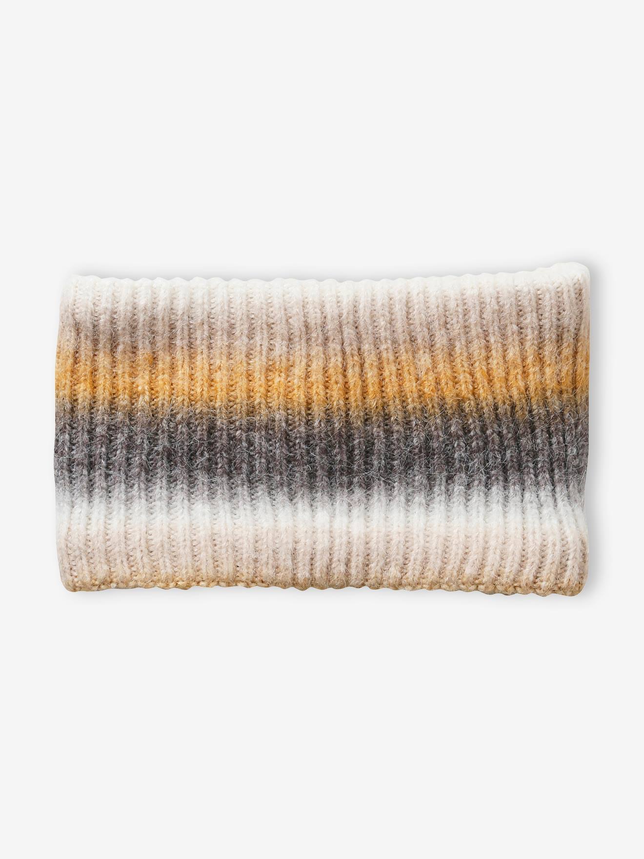 Conjunto de gorro e cachecol em jacquard bege claro para meninas com estampa.