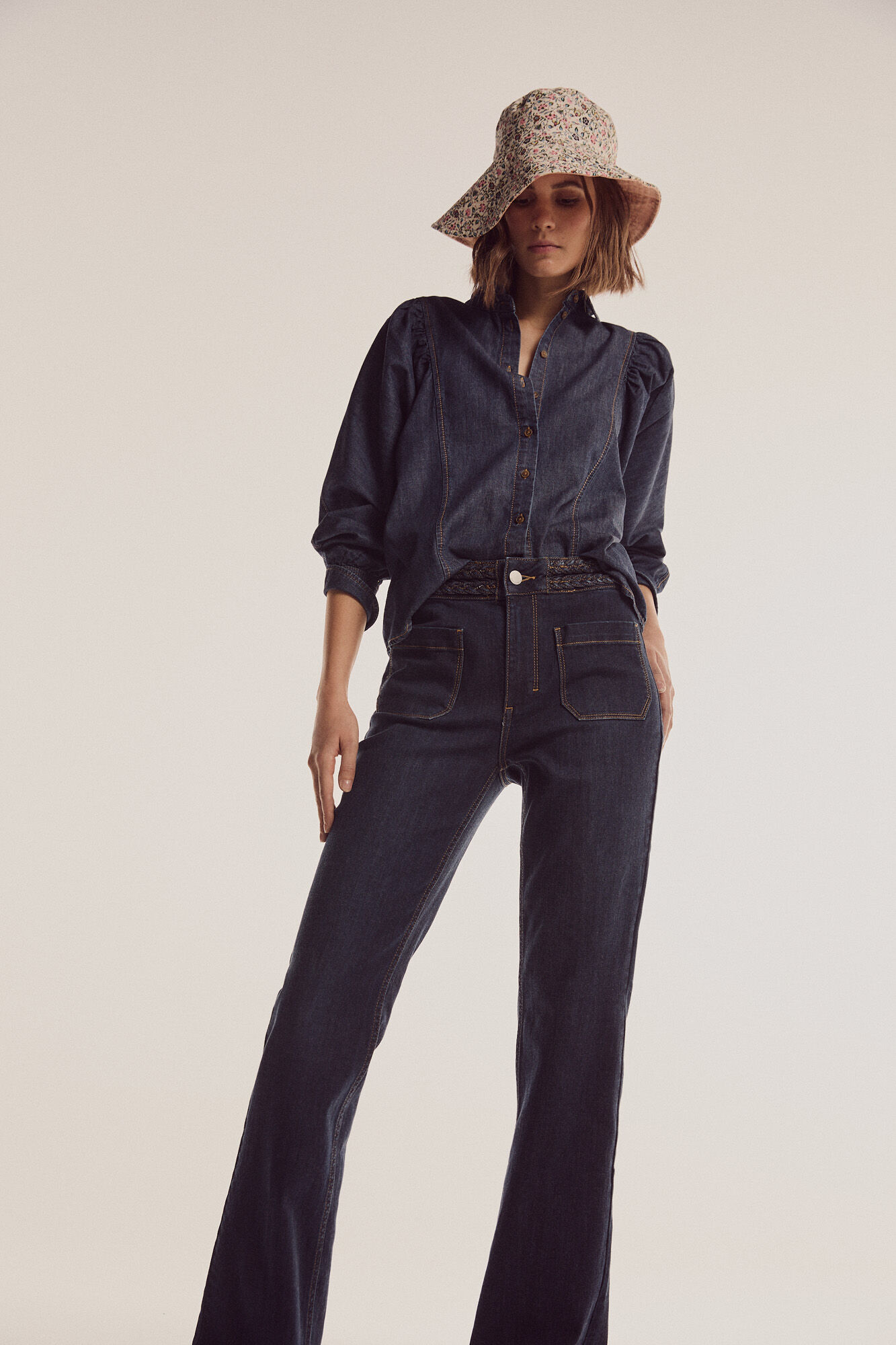Calça jeans flare trançada - Azul