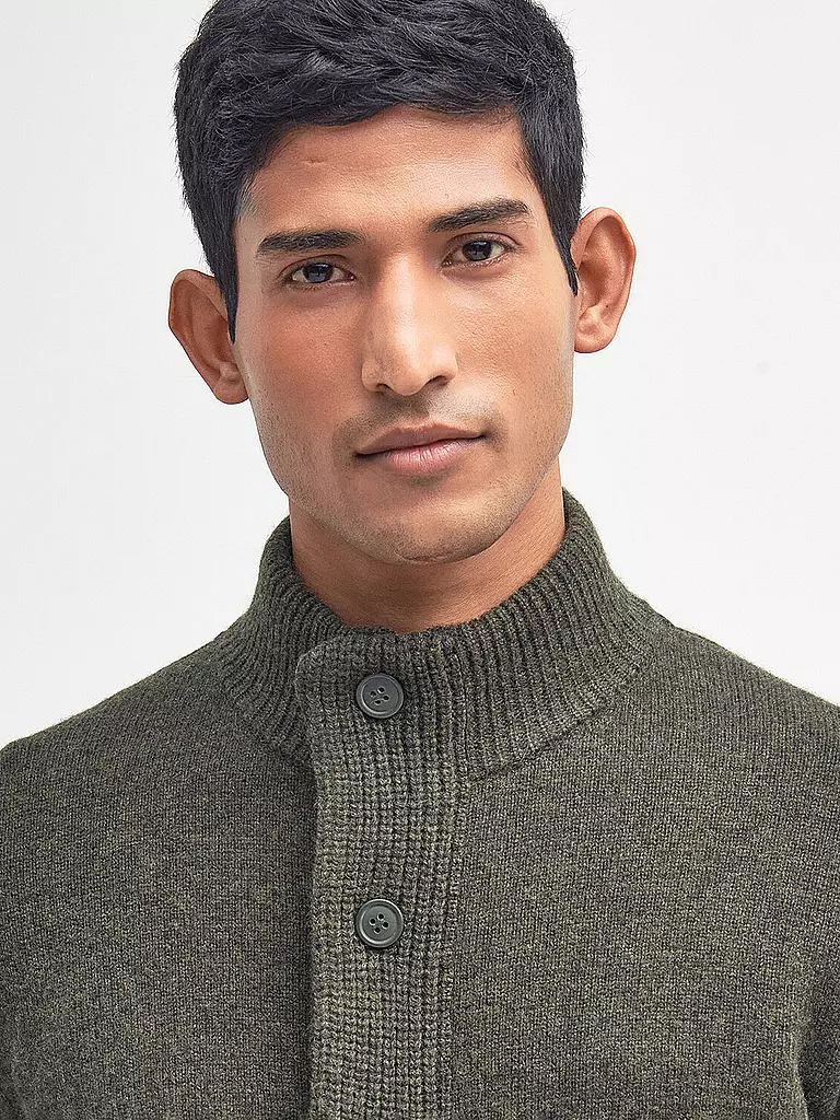 BARBOUR Strickjacke ESSENTIAL olive