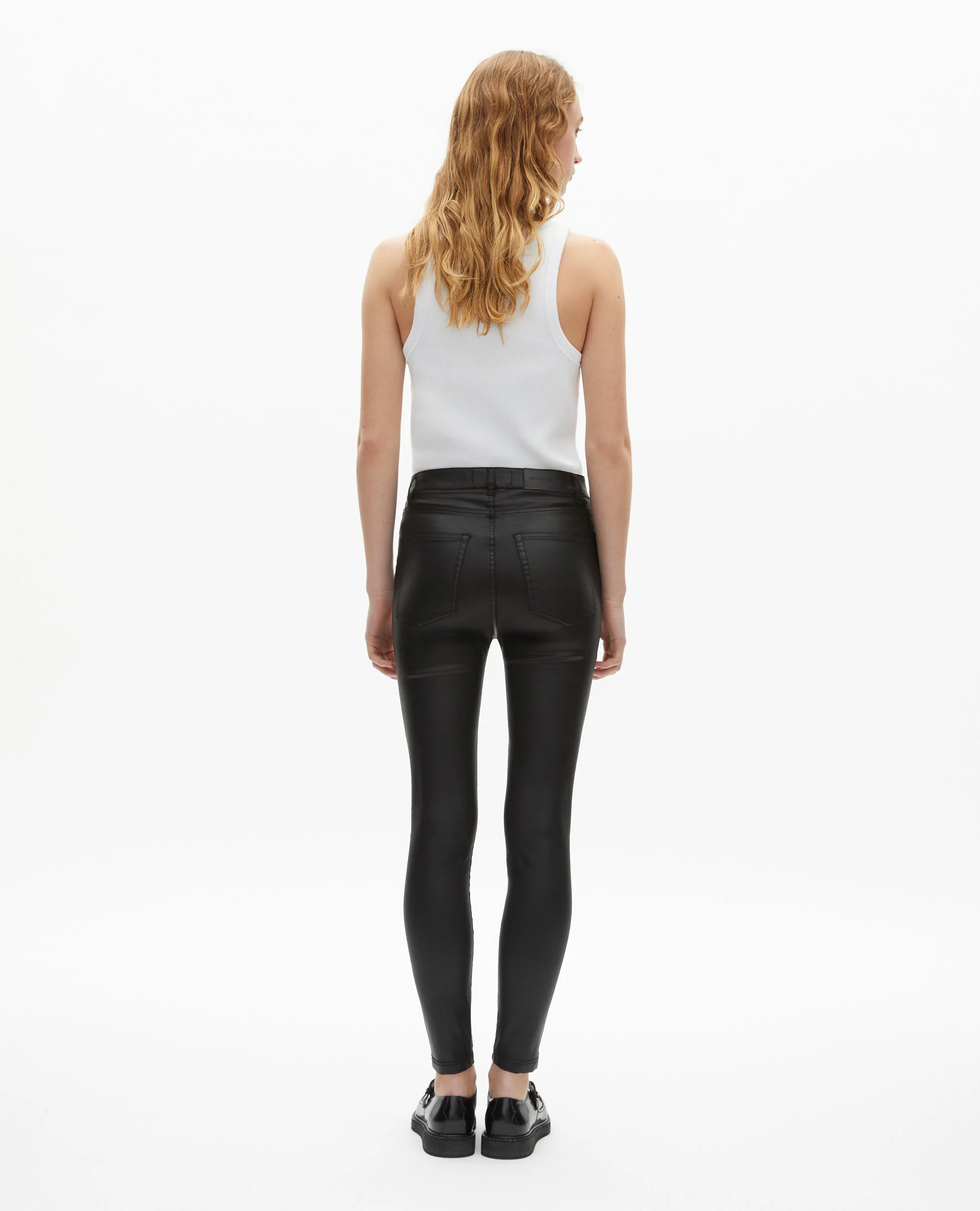 Jean slim effet cuir noir