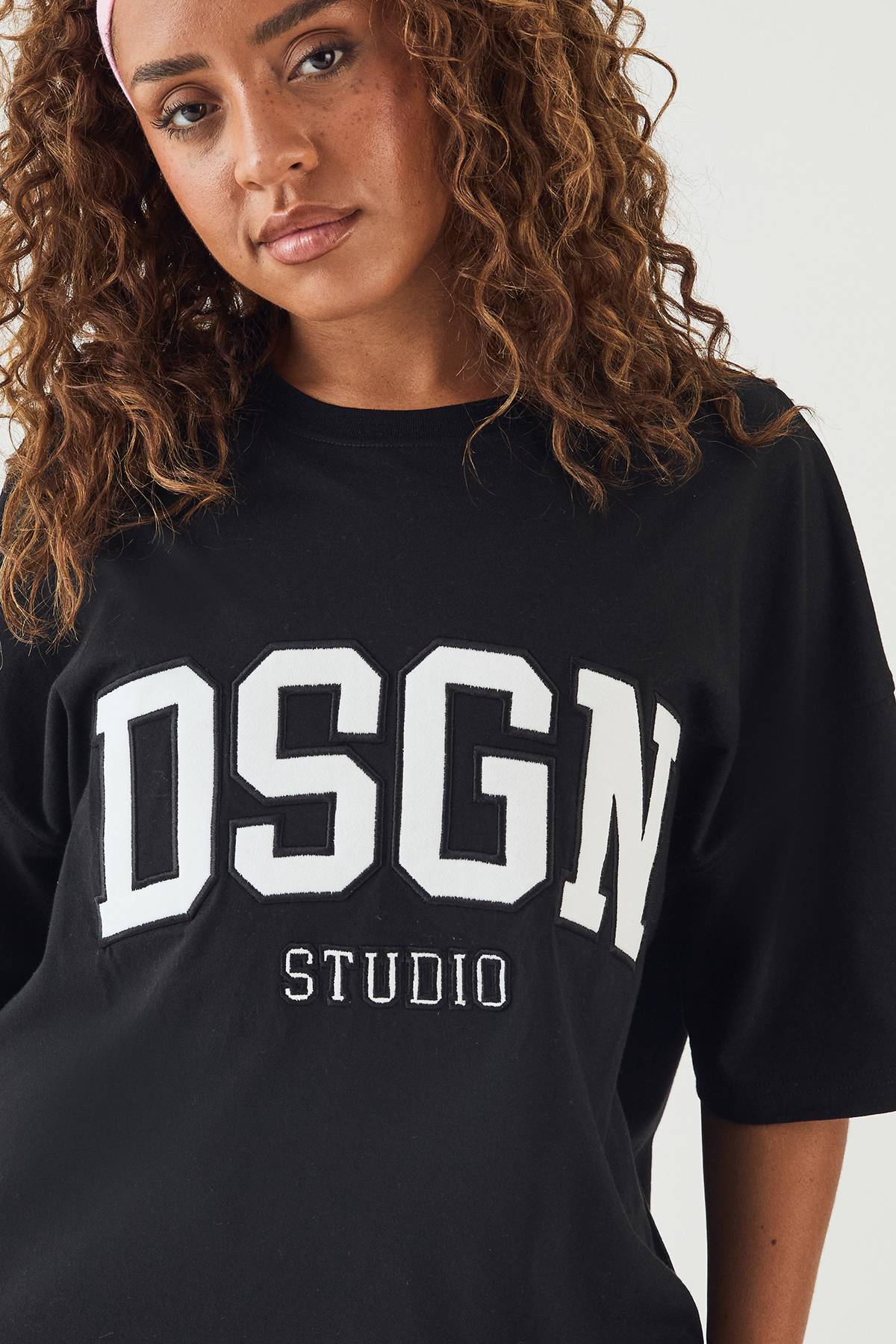 T-shirt Oversize À Appliqué Collegiate Dsgn Studio