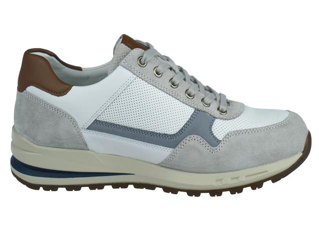 Mephisto Bradley