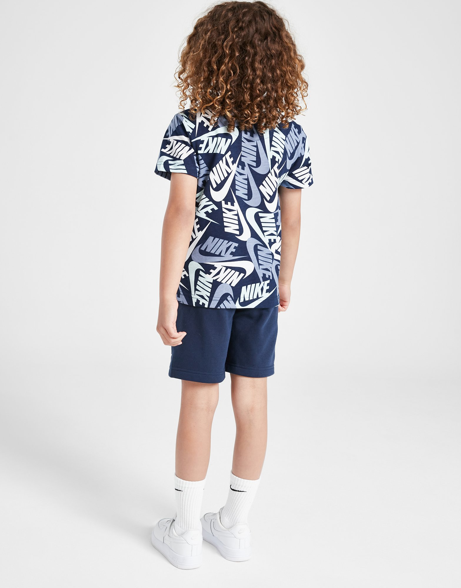 Nike Ensemble T-shirt/Short Imprimé Enfant