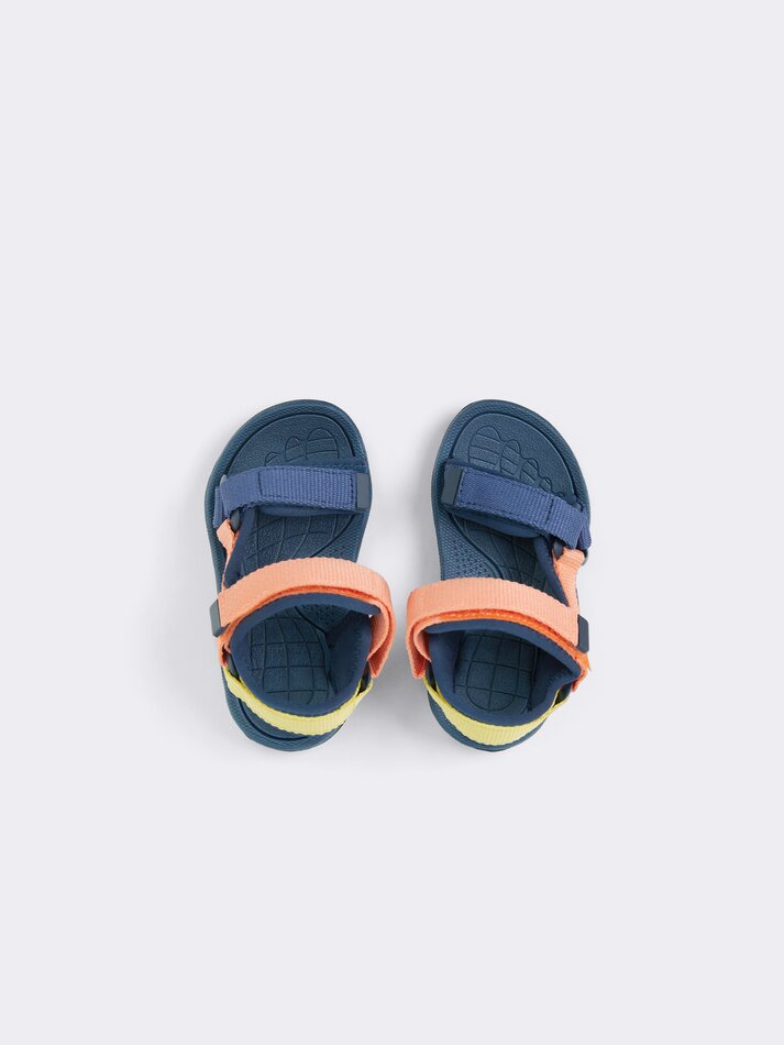 Sandália esportiva multicolorida - Azul Marinho