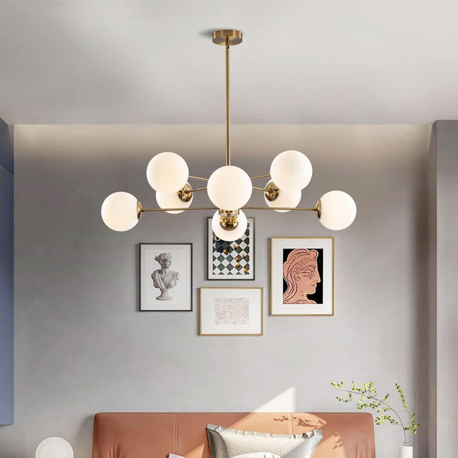 KCO Lighting 8-flammiger Sputnik-Kronleuchter aus Weißem Glas, Moderne Goldene Sputnik-Kronleuchter für das Wohnzimmer, Goldene Vintage-Pendelleuchte mit 8 Lichtern für die Kücheninsel