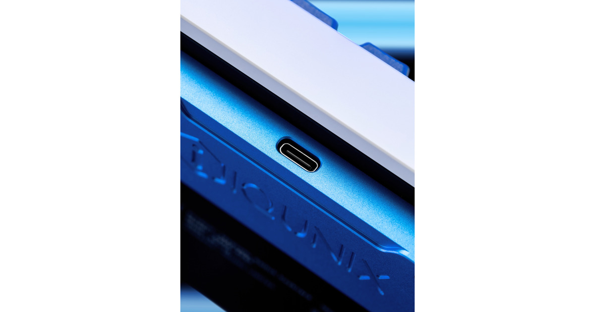 IqunixEZ60 Magnetic Switch Gaming HE Keyboard, gaming toetsenbord  (Zwart/blauw, US lay-out, US-International, Gateron Magnetic Jade Pro, 60%, RGB, Double Shot PBT Keycaps)