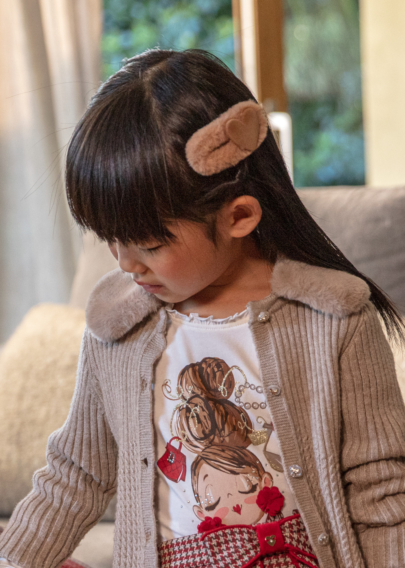 presilha de cabelo de menina