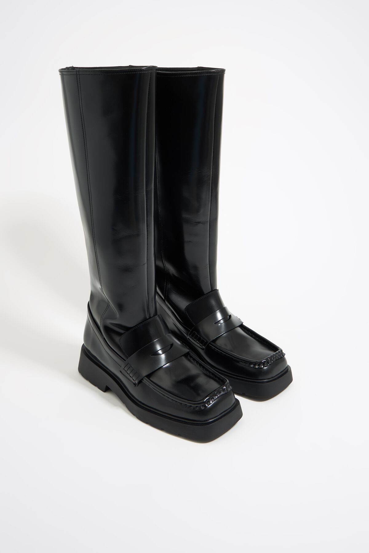 bota alta de couro preto