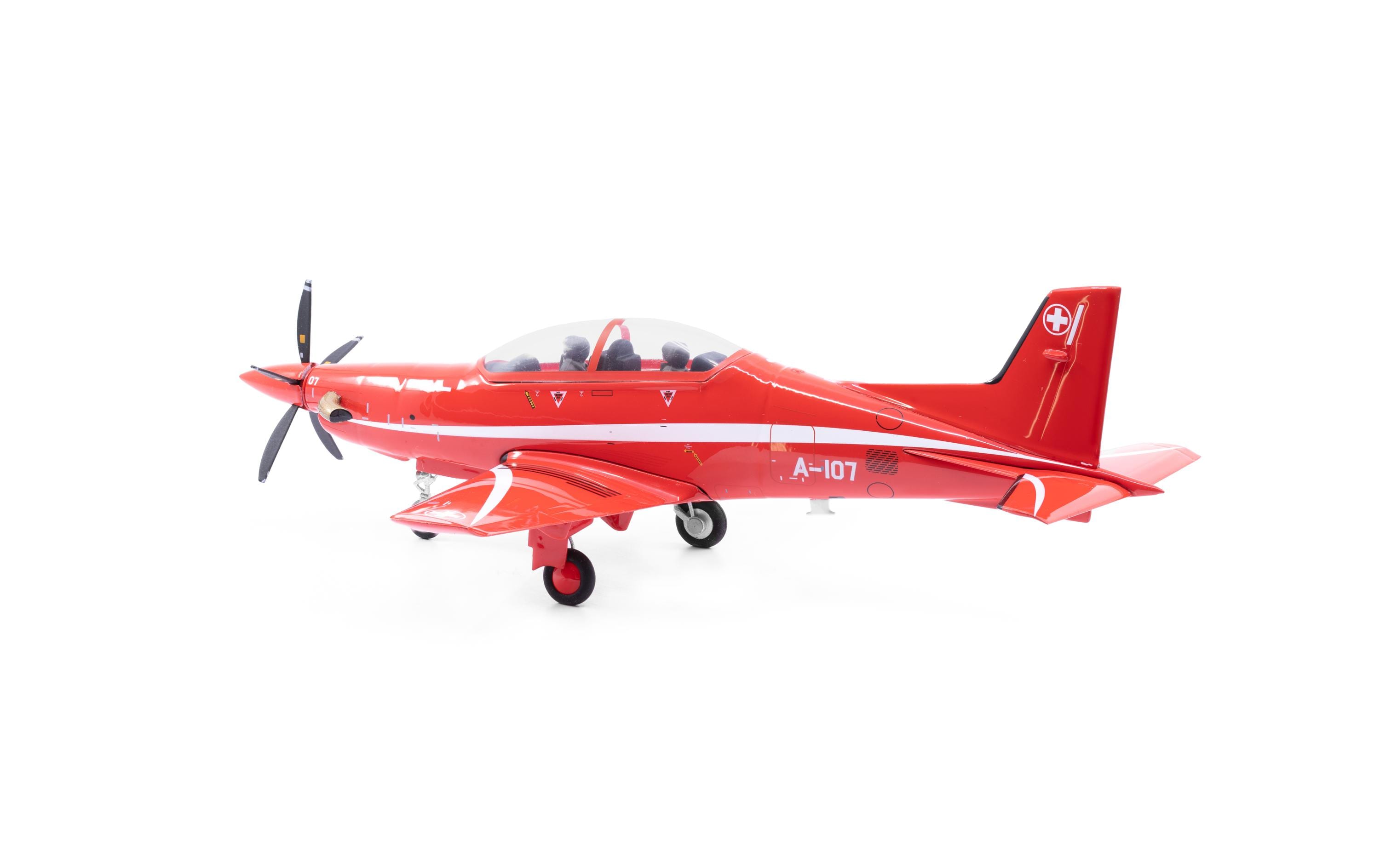 Pilatus PC-21 A-107 1:72Modellflugzeug