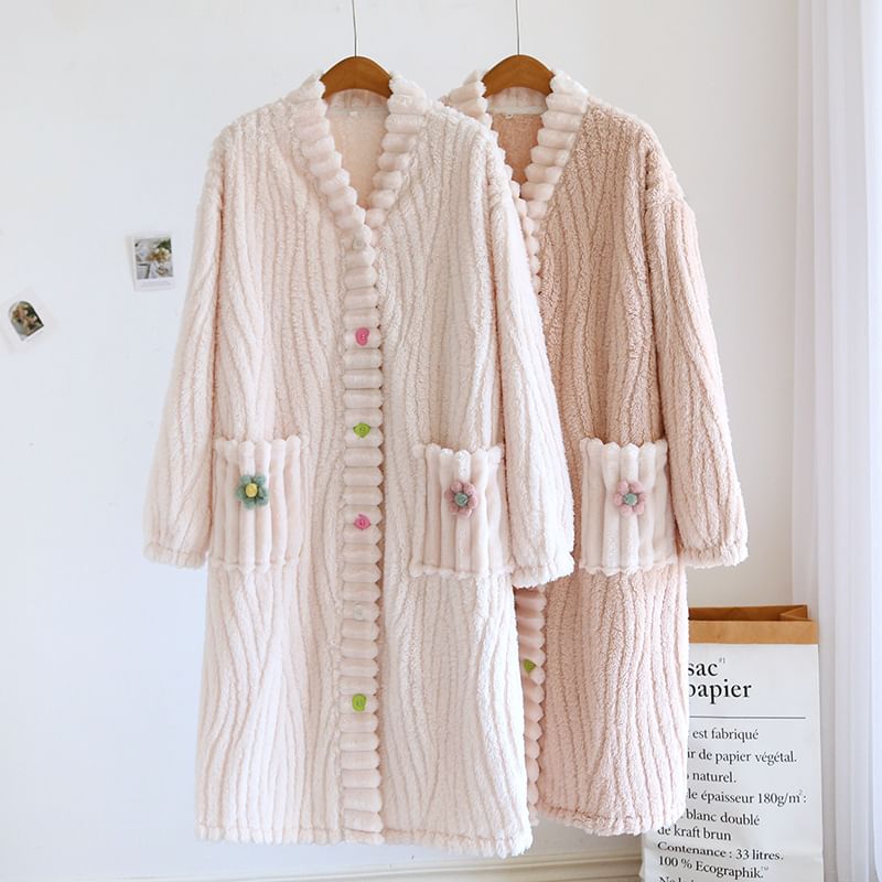 Somnus - Pyjamajas met knopen en knopen van koraalfleece met V-hals