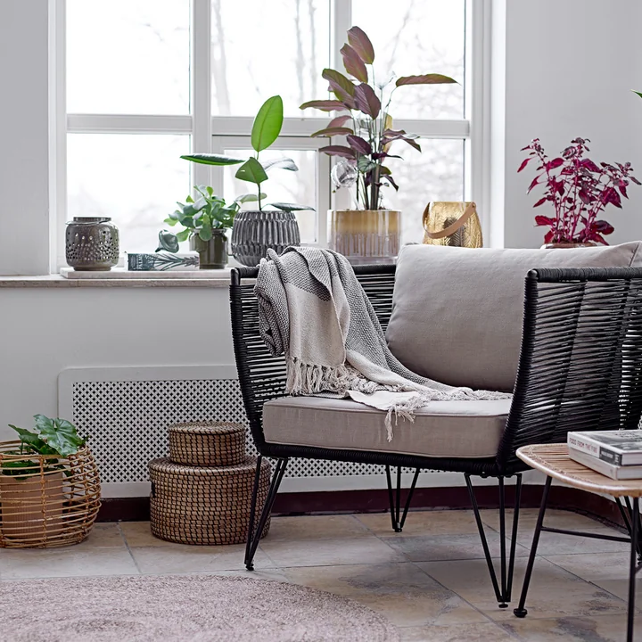 Bloomingville - Mundo Lounge Chair mit Kissen, schwarz / beige