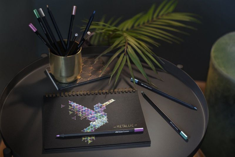 Faber-Castell kleurpotlood - Black Edition - 12 stuks Metallic in karton etui - FC-116415