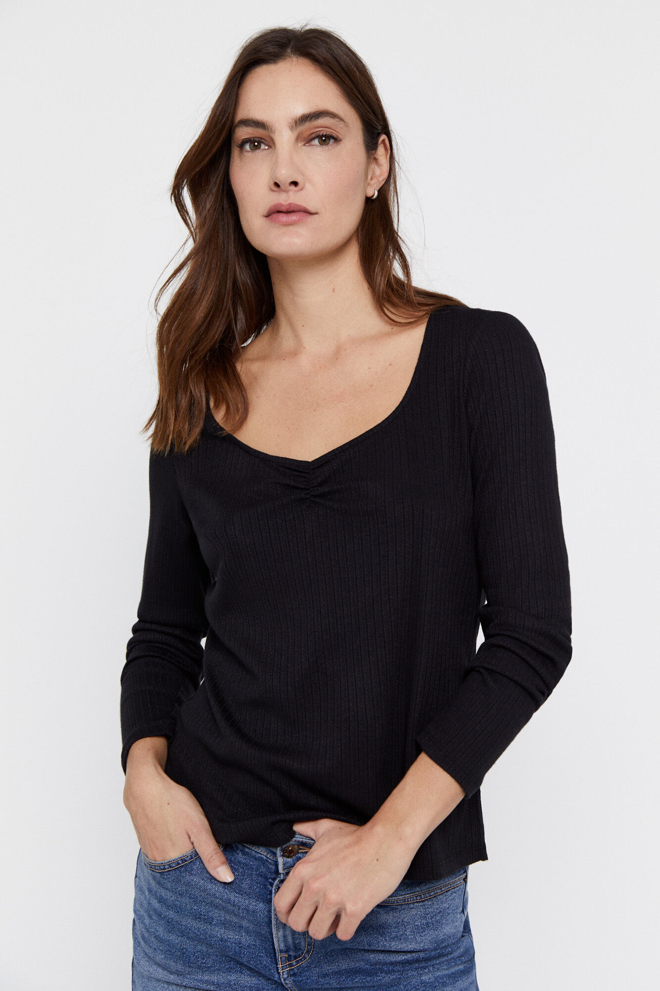 Blusa de tricô com decote coração - Preta