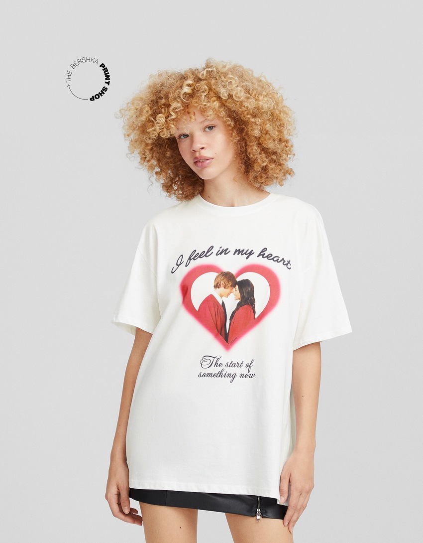 Camiseta oversized de manga curta com estampa de High School Musical