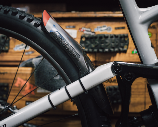 RRP ProGuard Rear Strips montering Sort