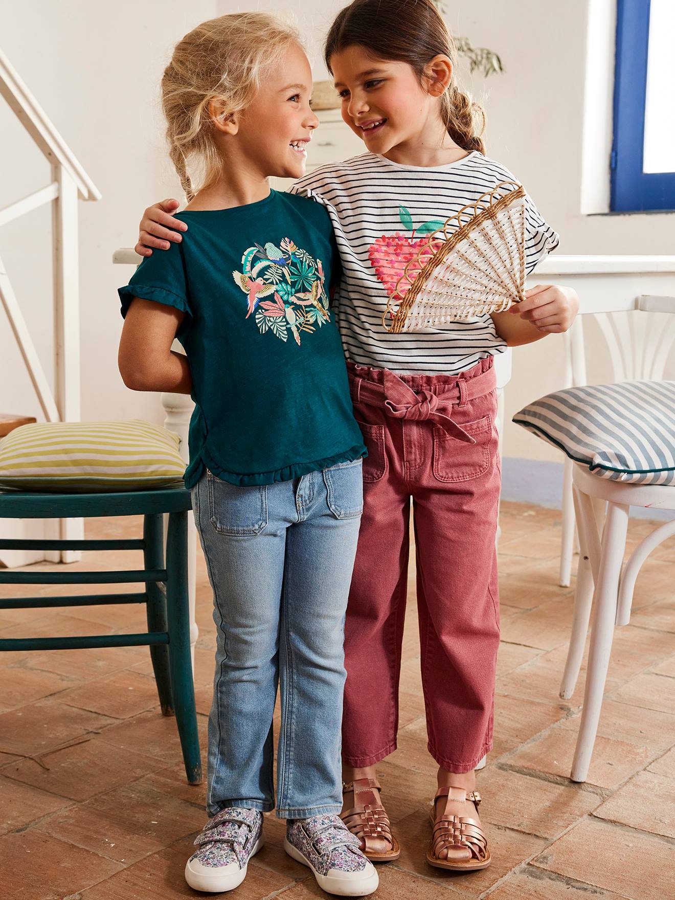 Calça jeans flare para meninas, azul médio liso