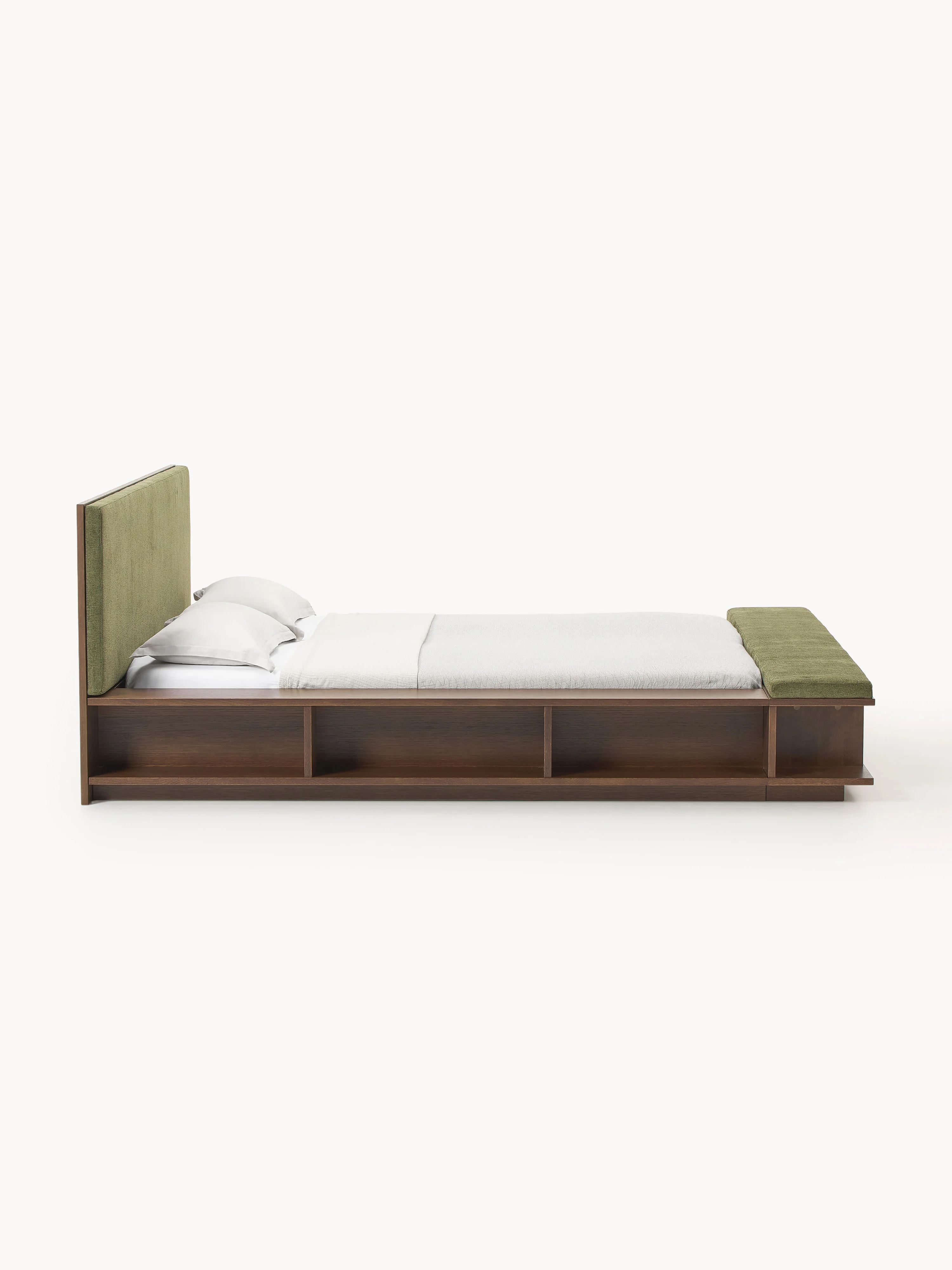 Houten bed Clark met bank en zijplanken