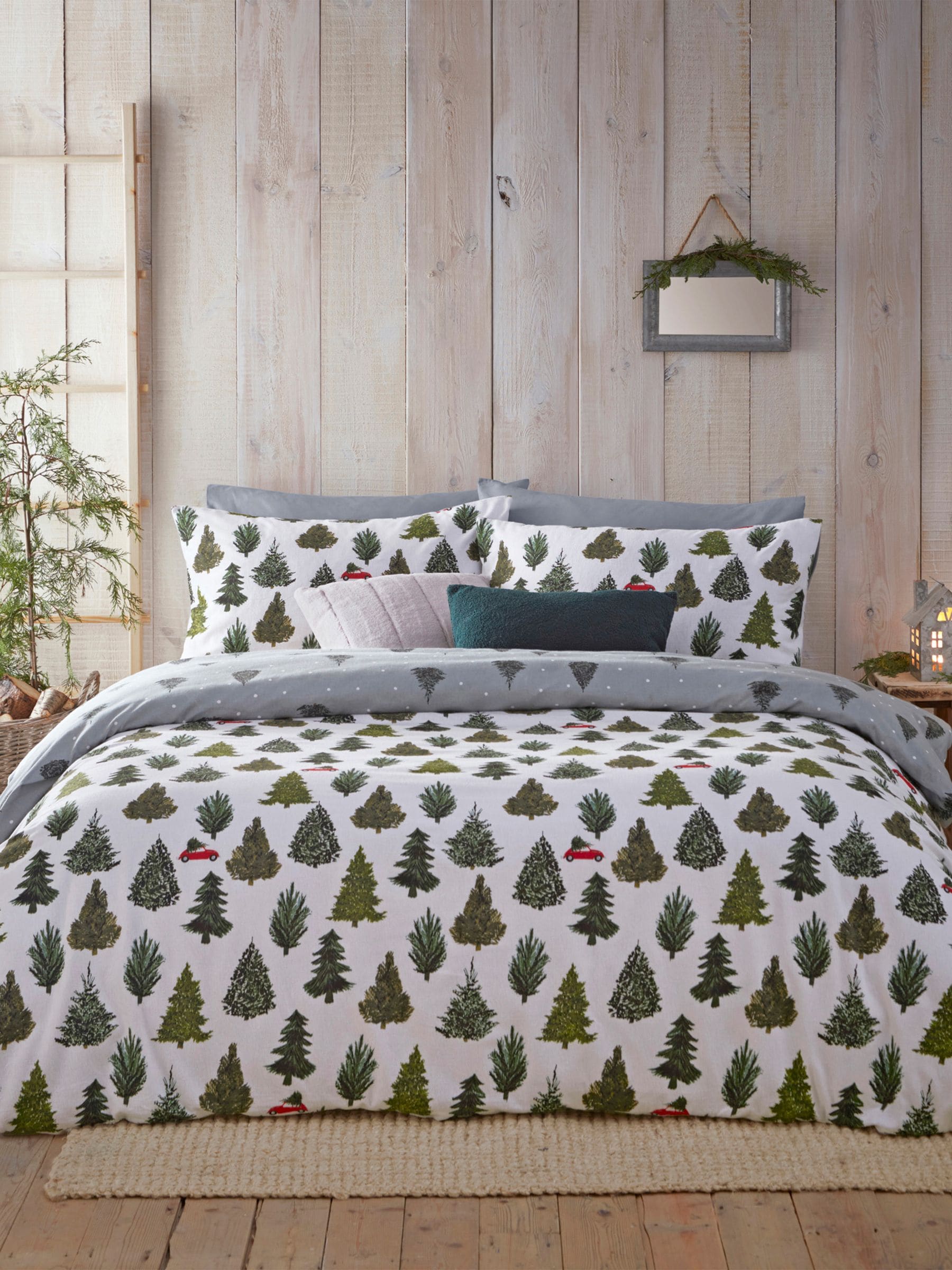 Furn Reversible Supersoft 100% Brushed Cotton Evergreen Christmas Duvet Cover Set