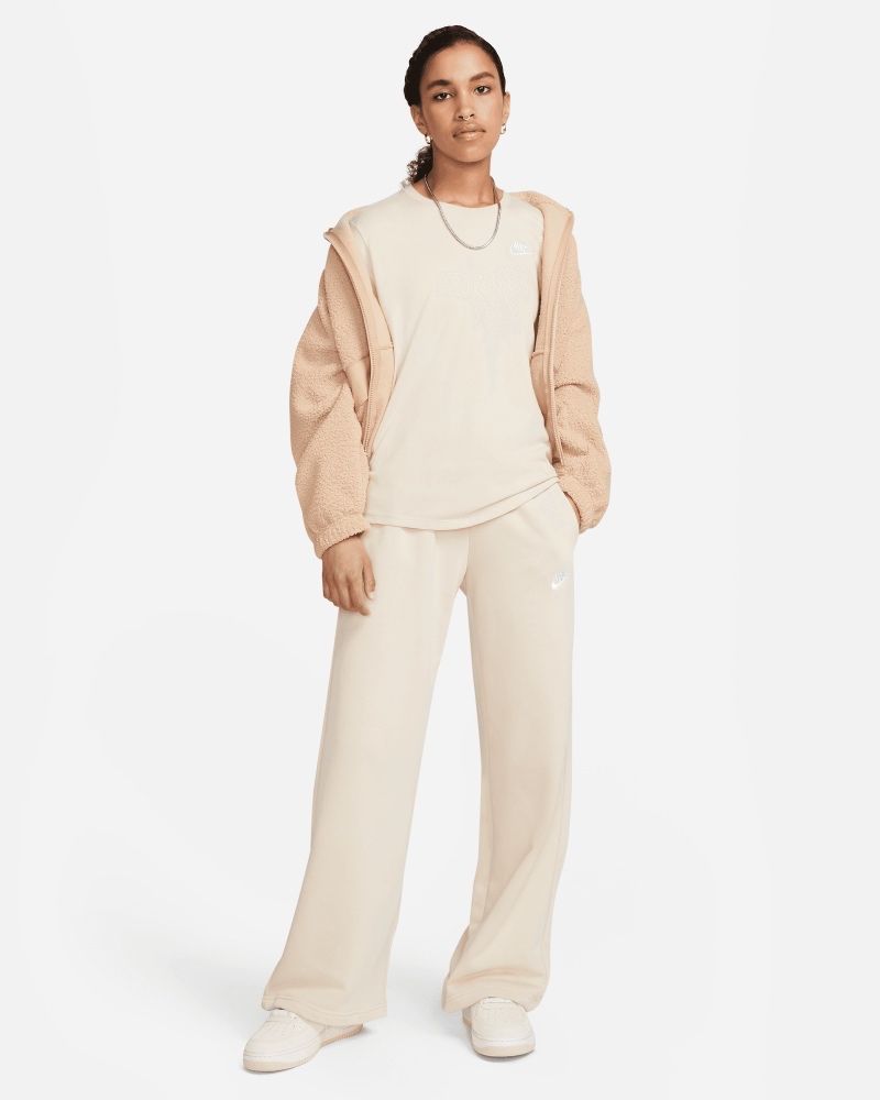 T-shirt Nike Sportswear Club pour femme