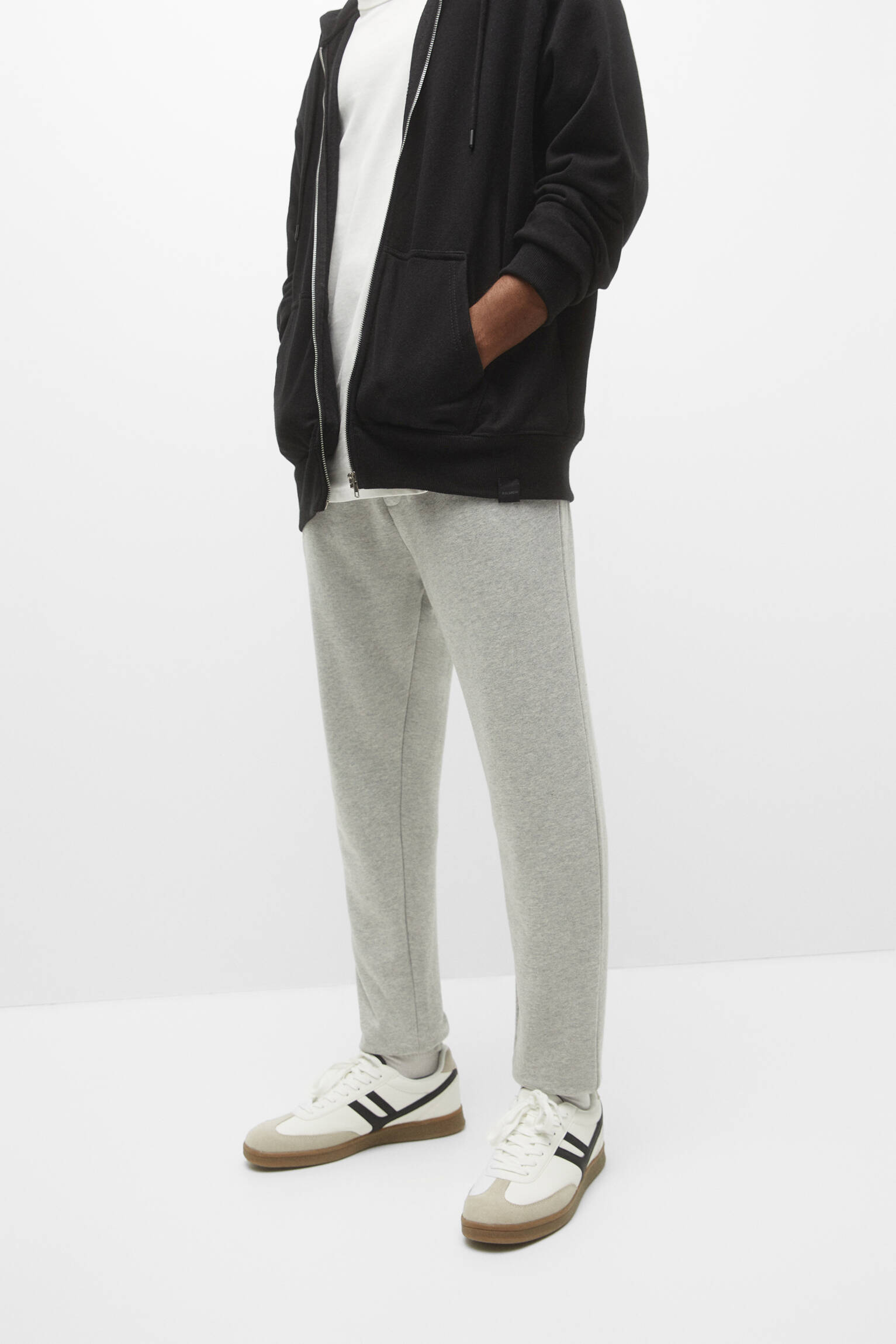 Calça de treino estilo jogger com cordão - Cinza claro