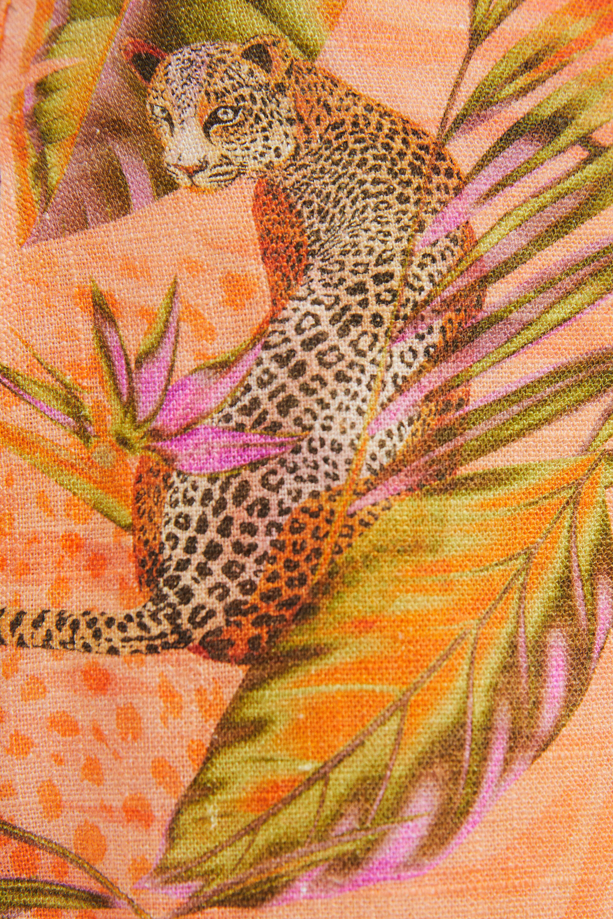 Blouse courte tropicale